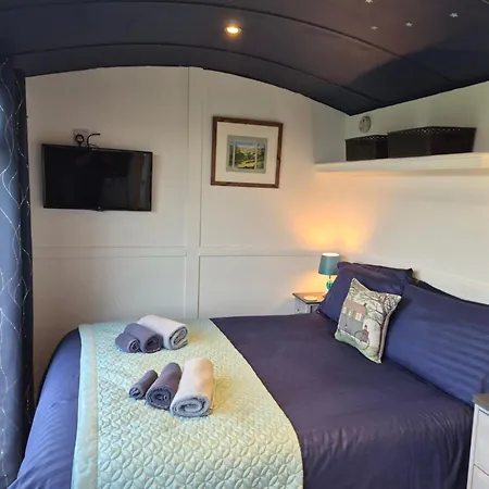 Shepherds Hut *